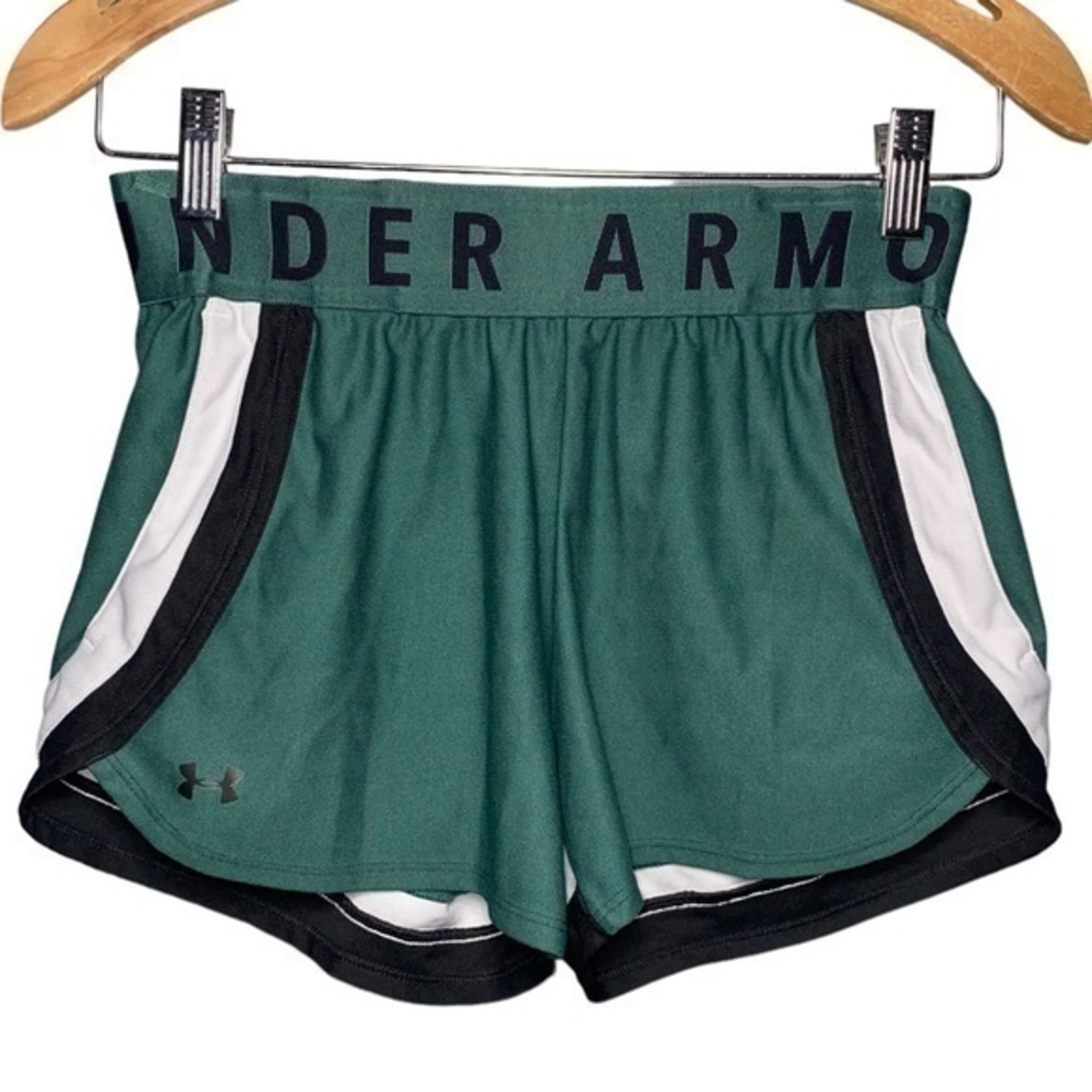 Under Armour Women’s Size XS Forest Green White Black Heatgear Activewear Shorts